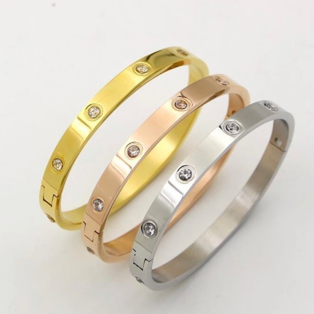 18K Gold Diamond Full Drill Love Inspired Bracelet Bangle Cuff No Fade Stackable - Picture 6 of 11